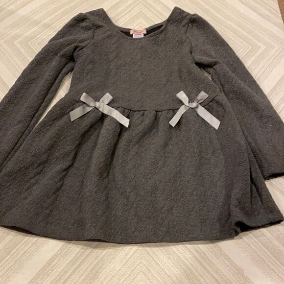 Nanette Lepore Girls Grey Textured Long Sleeve with Two Bows Dress - Picture 1 of 5